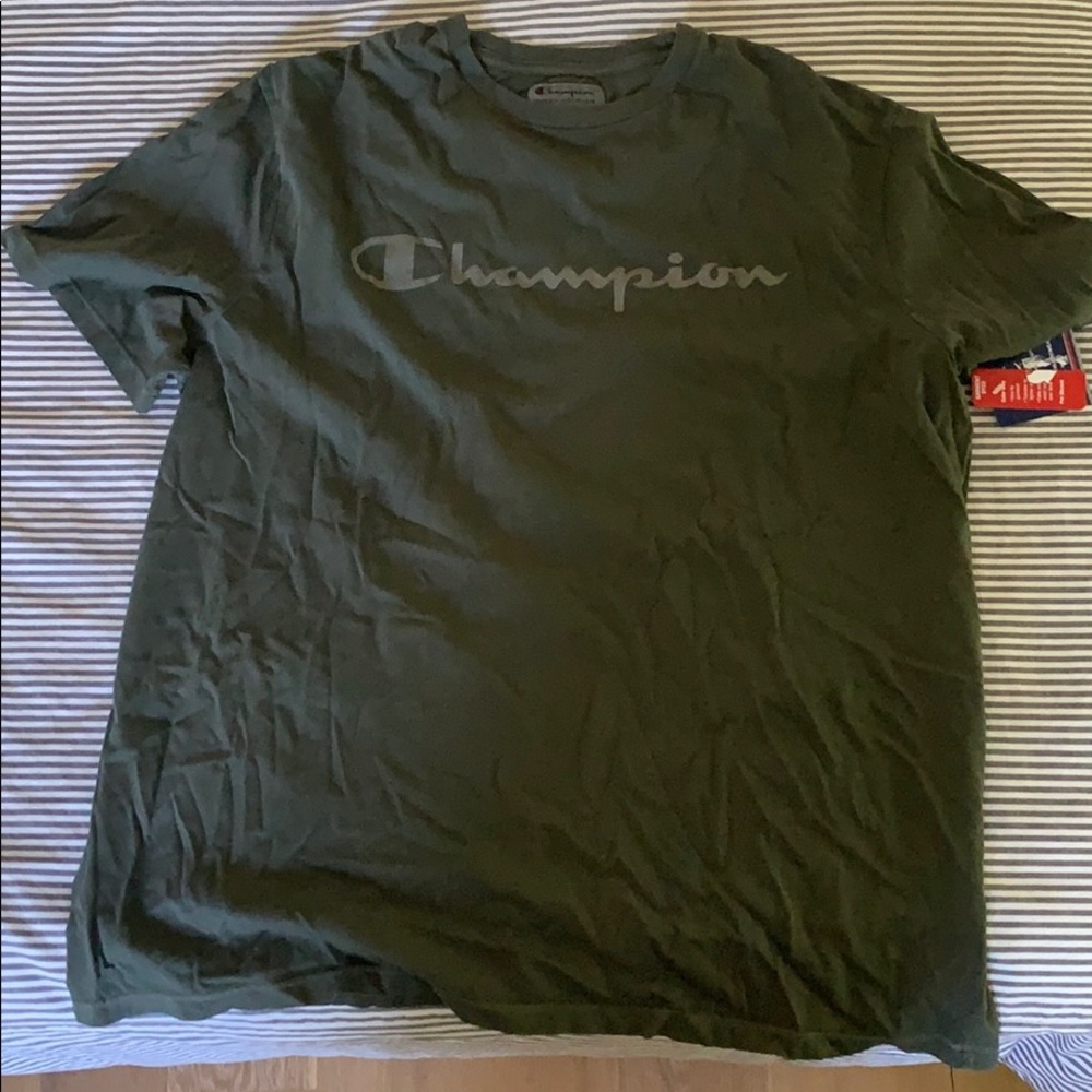 Champion men’s logo t shirt